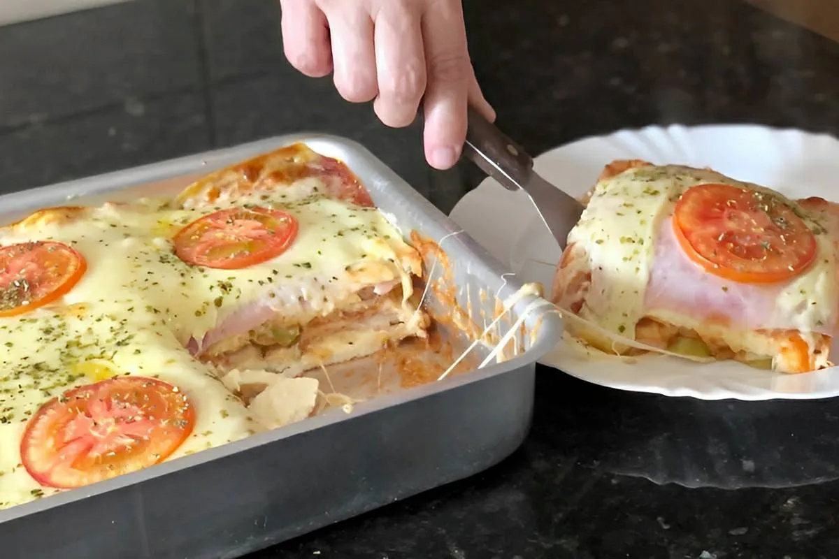 Lasanha de pão simples e deliciosa o lanche perfeito para qualquer ocasião