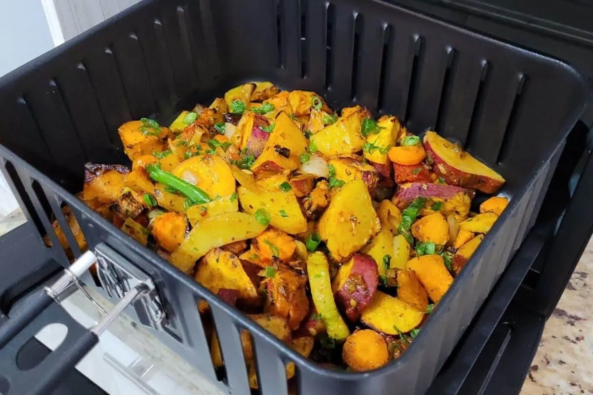 Legumes assados temperados e crocantes, o acompanhamento saudável e perfeito para qualquer refeição