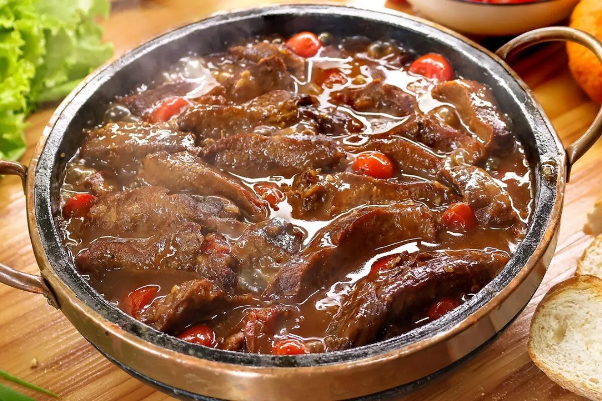 Língua de boi à moda mineira: receita de boteco mais famosa de BH para o almoço de Fim de Ano