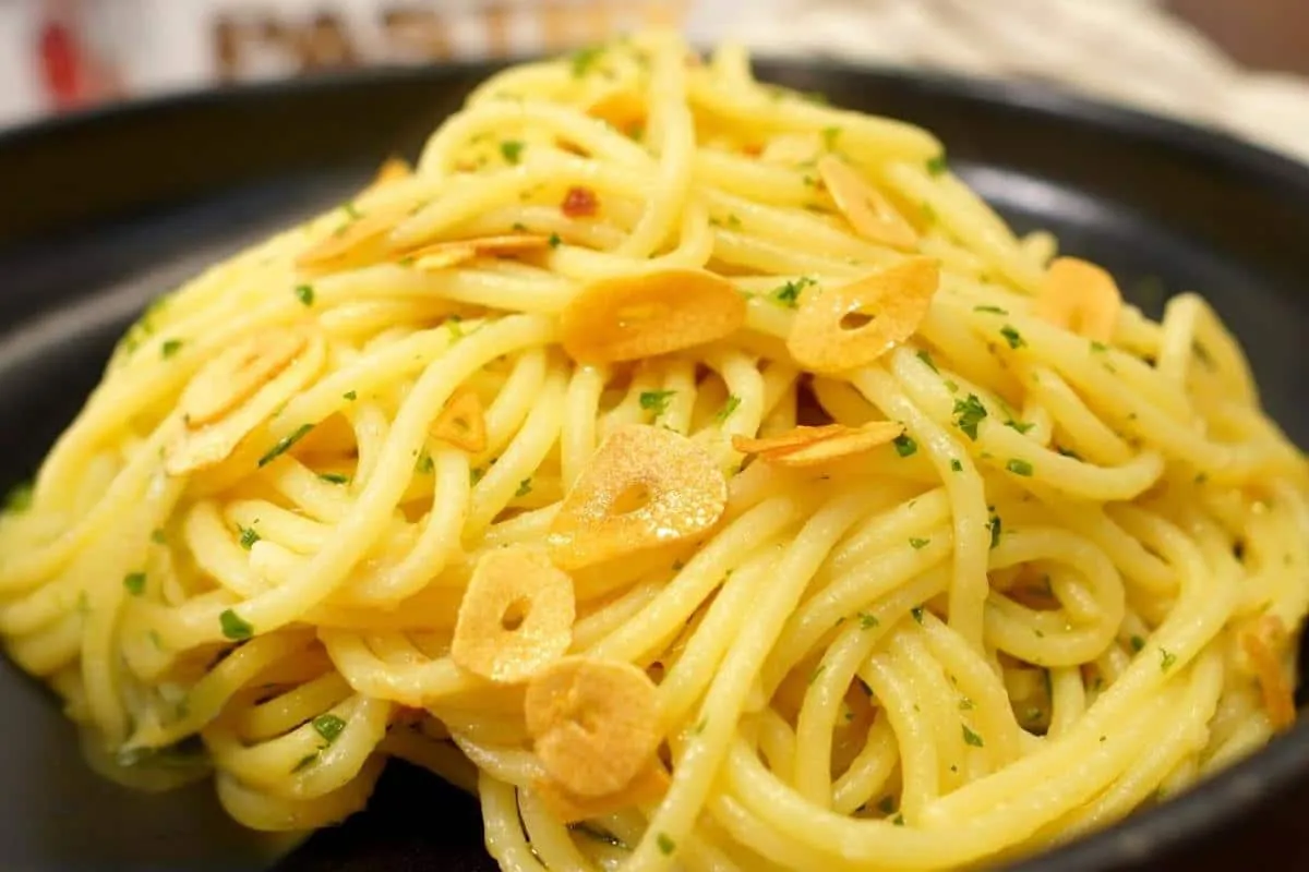 Macarrão alho e óleo que fica soltinho e gostoso igual de restaurante chique