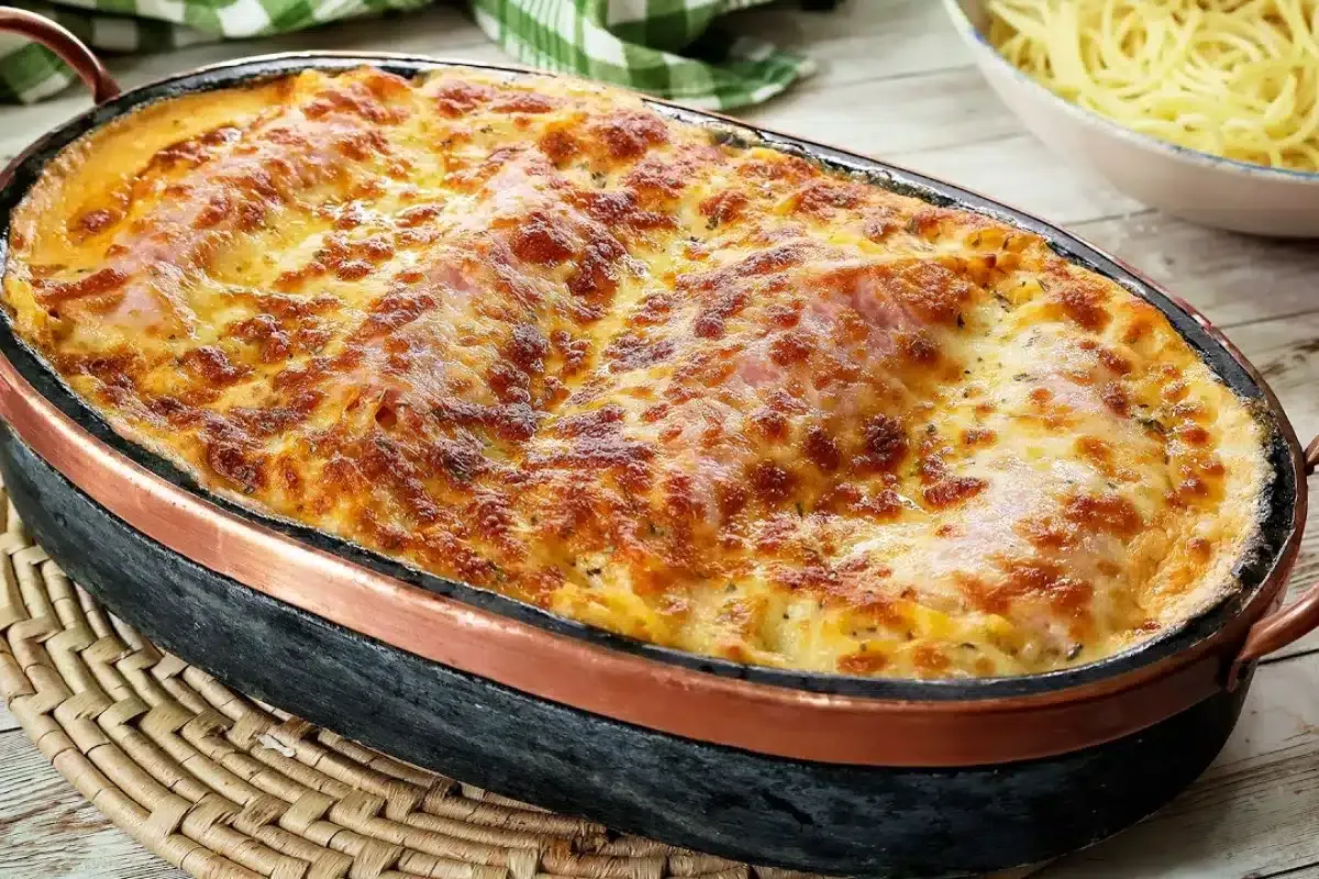 Macarrão cremoso de forno: simples, fácil e diferente de tudo que você já viu.