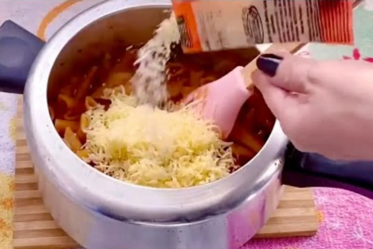 Macarrão cremoso na panela de pressão: fica delicioso e pronto em 5 minutos