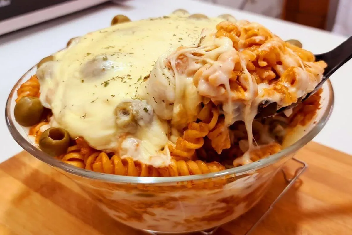 Macarrão gratinado super fácil e fica pronto bem rapidinho ótimo para quem está com pressa