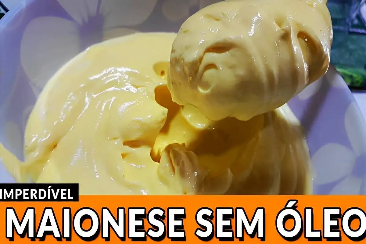 Maionese caseira sem óleo e sem ovos crus cremosa e perfeita para seus molhos e saladas