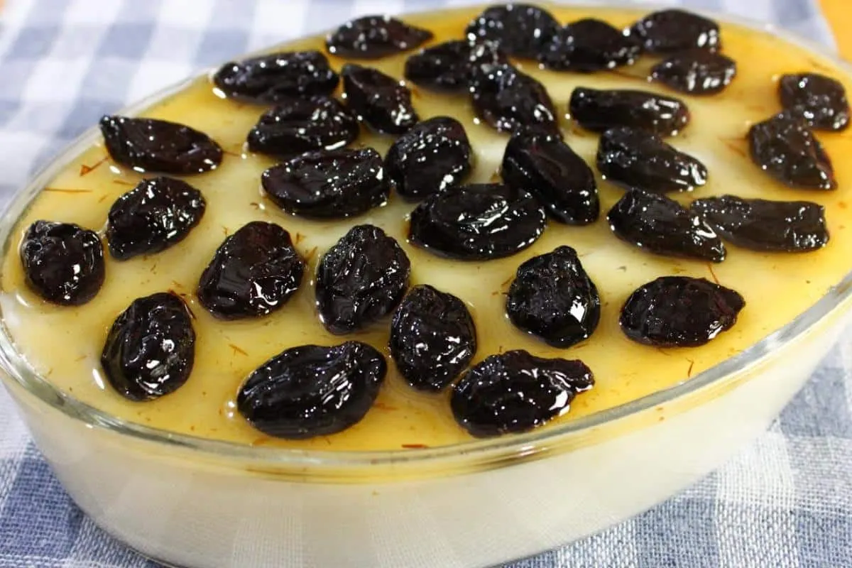 Manjar de travessa essa receita é simplesmente fantástica para seu natal em família