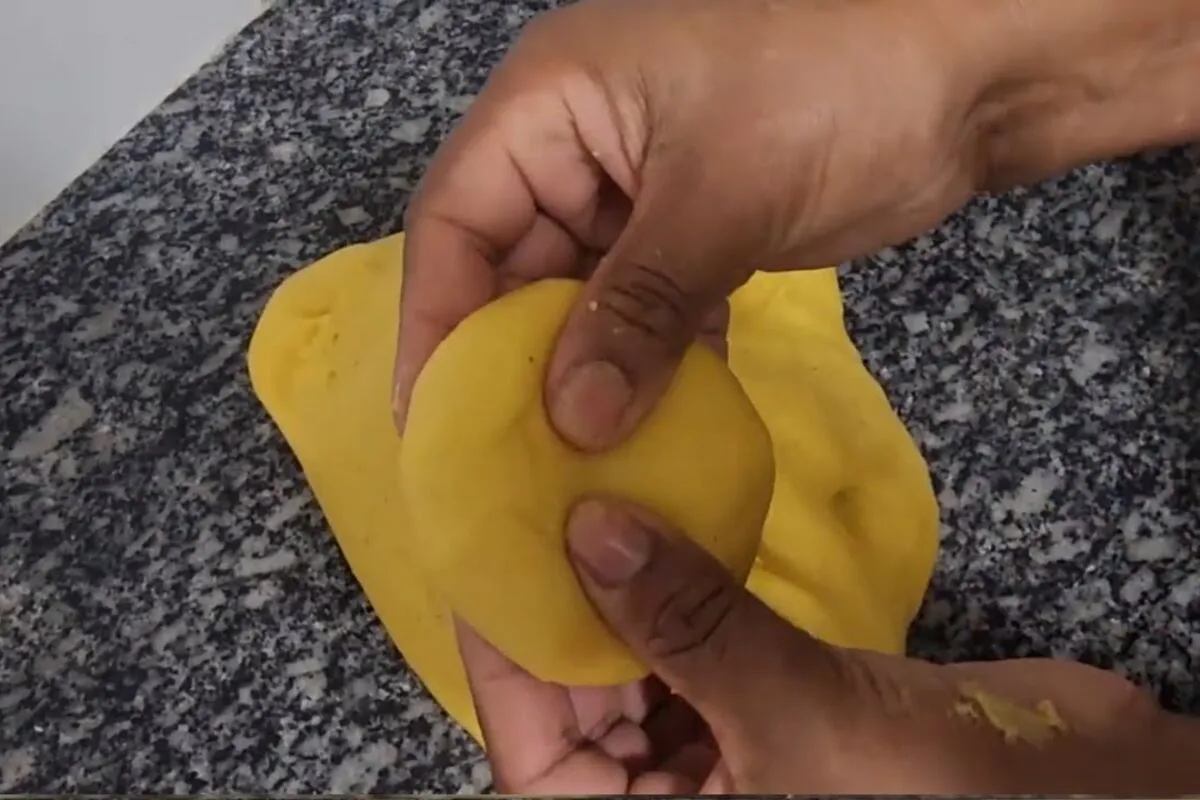 Massa de coxinha macia e versátil para você fazer  o salgado que é a paixão do brasileiro