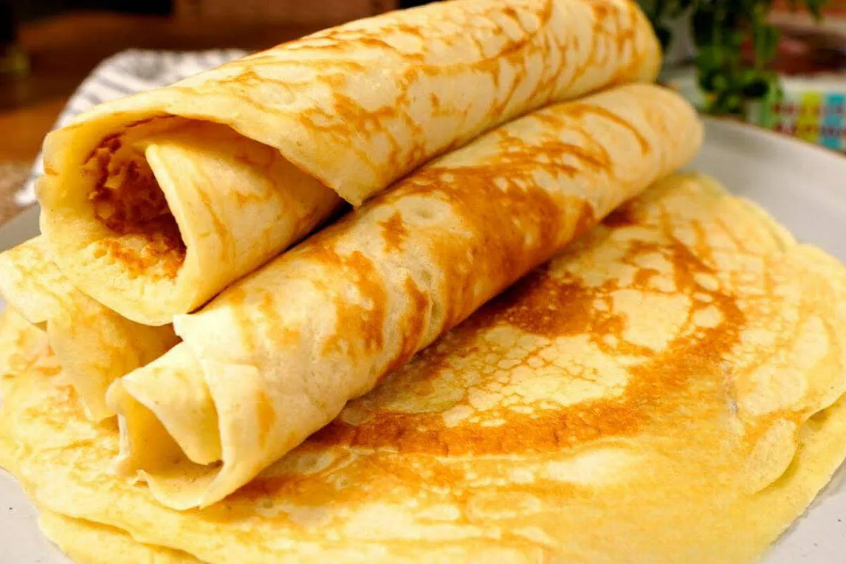 Massa de panqueca fácil de preparar coringa para qualquer tipo de recheio