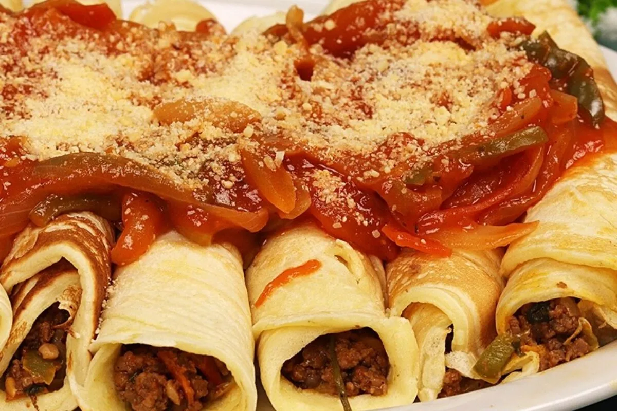 Massa de panqueca leve e saborosa, perfeita para recheios de carne ou frango