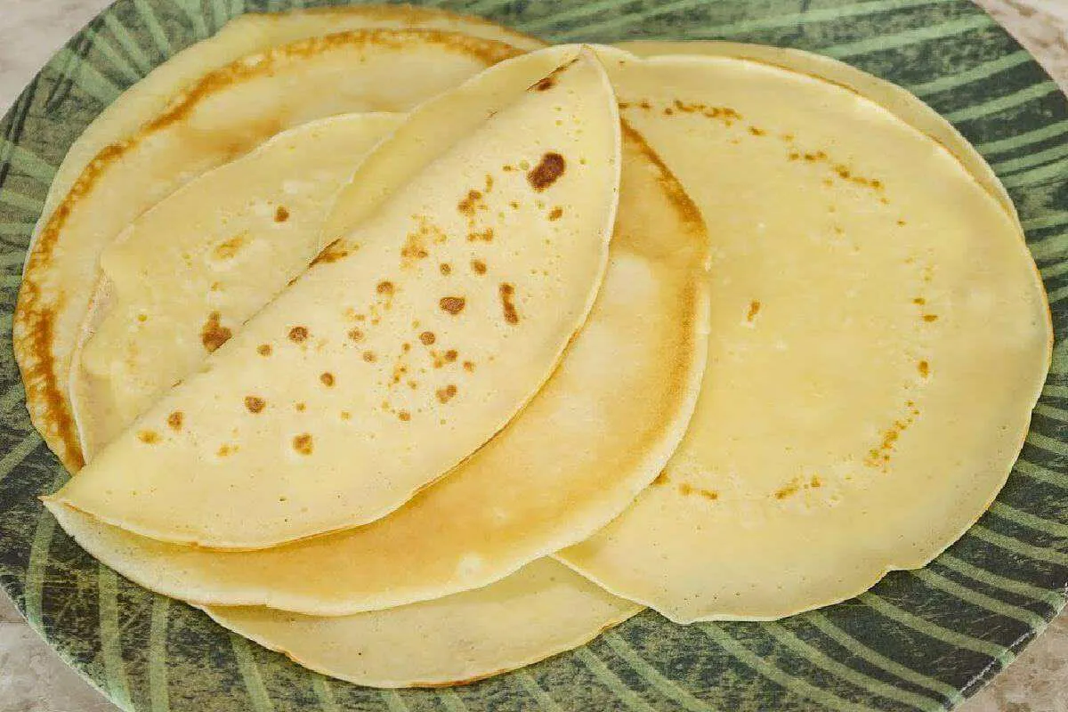Massa de panqueca que fica perfeita e bem levinha para você rechear como quiser