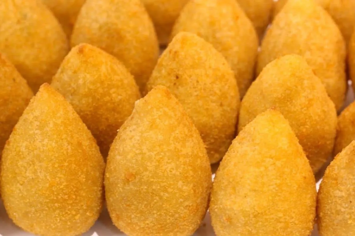 Massa especial para coxinha deliciosa e levinha que não encharca de gordura na hora de fritar