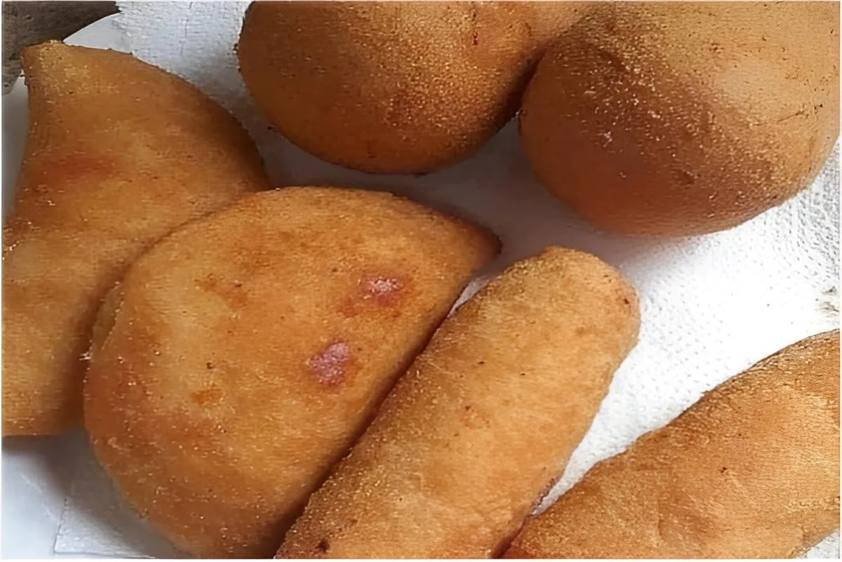 Massa para salgados fritos que rende muito é bem econômica e fica uma delícia