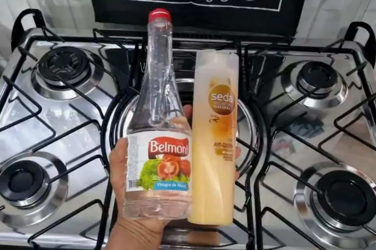 Misturinha caseira que facilita o jeito de como limpar fogão depois do almoço