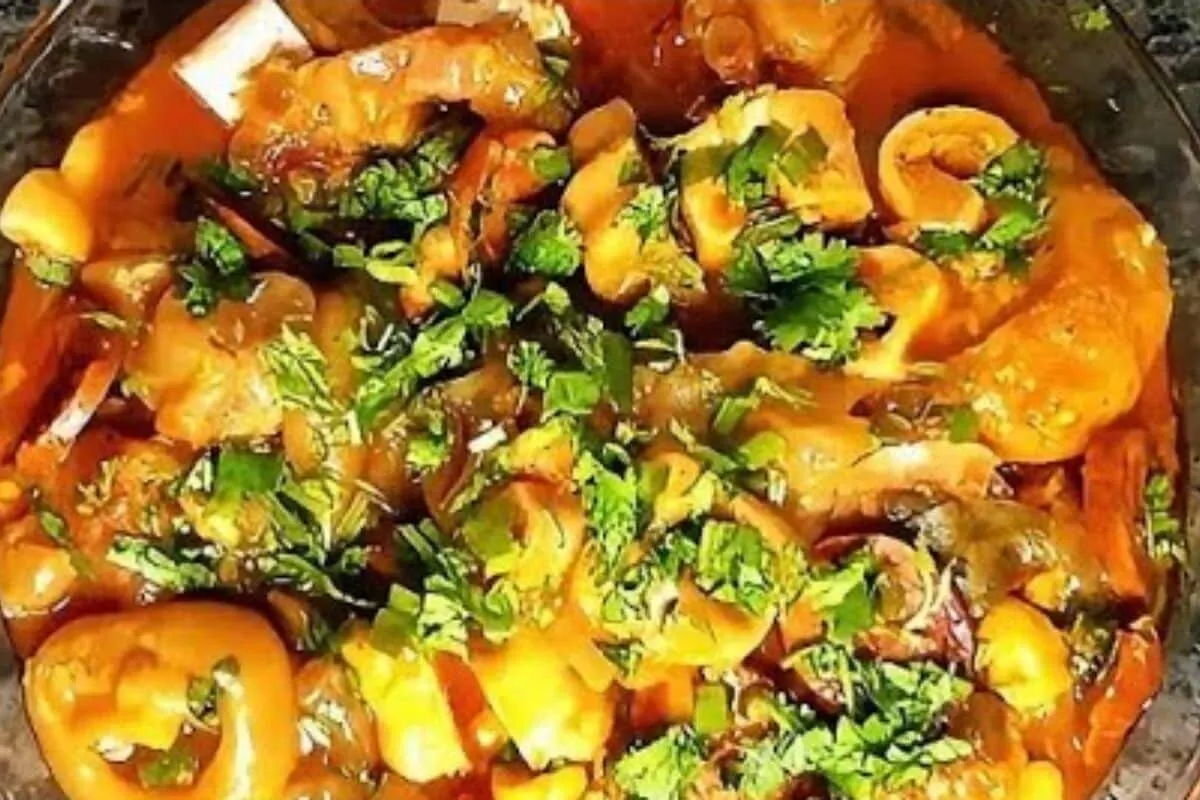 Mocotó na panela de pressão com calabresa, bem temperado e encorpado para seu almoço de hoje