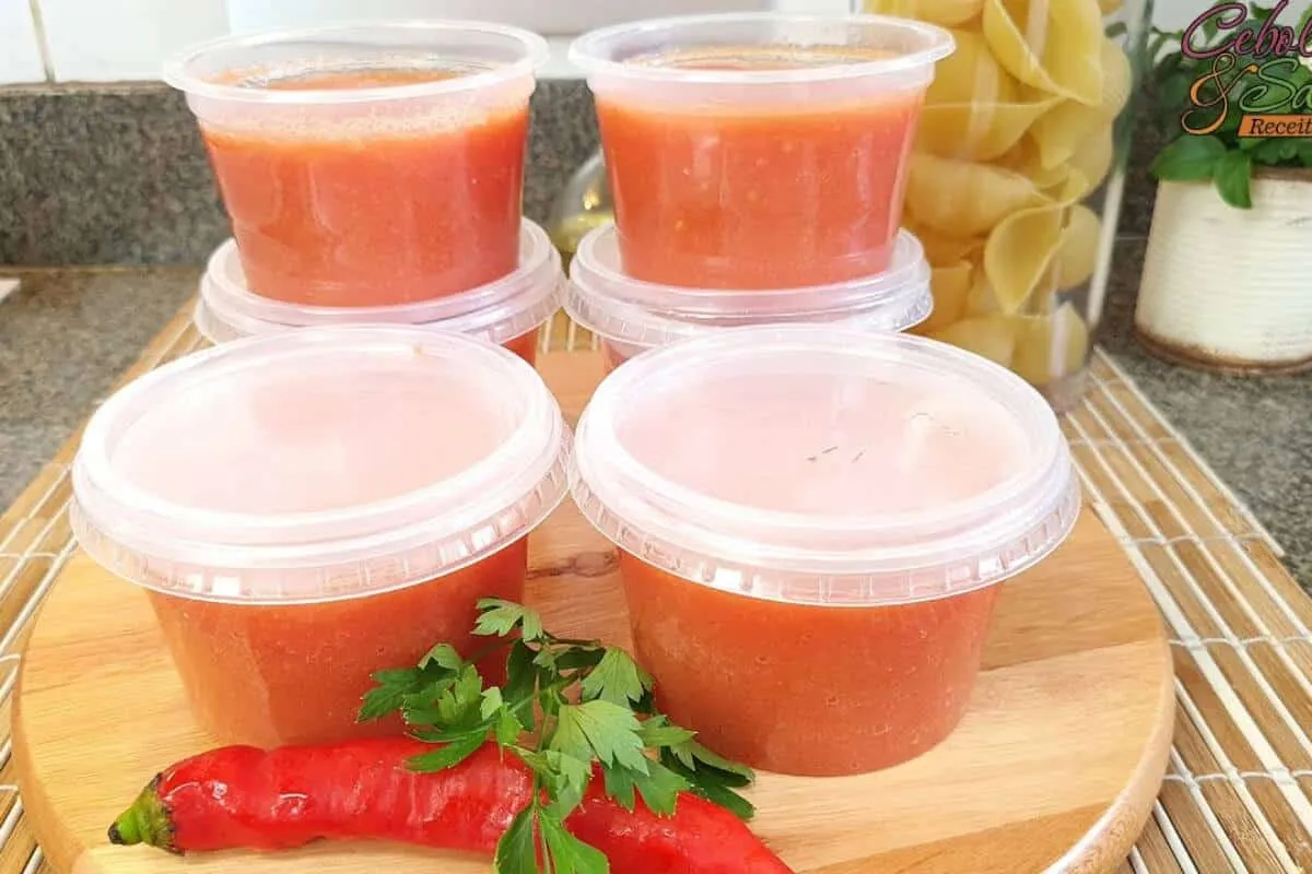Molho de tomate caseiro: fica muito gostoso e uma consistência maravilhosa