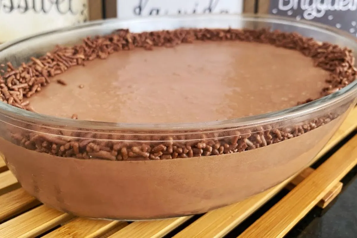 Mousse de chocolate perfeita: receita rápida e bem cremosa, para você servir de sobremesa em datas especiais e arrasar