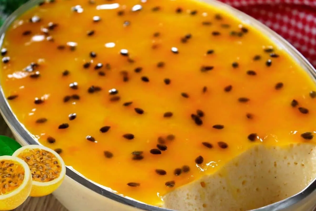 Mousse de maracujá: a sobremesa geladinha, fácil e cheia de sabor para a ceia de Natal