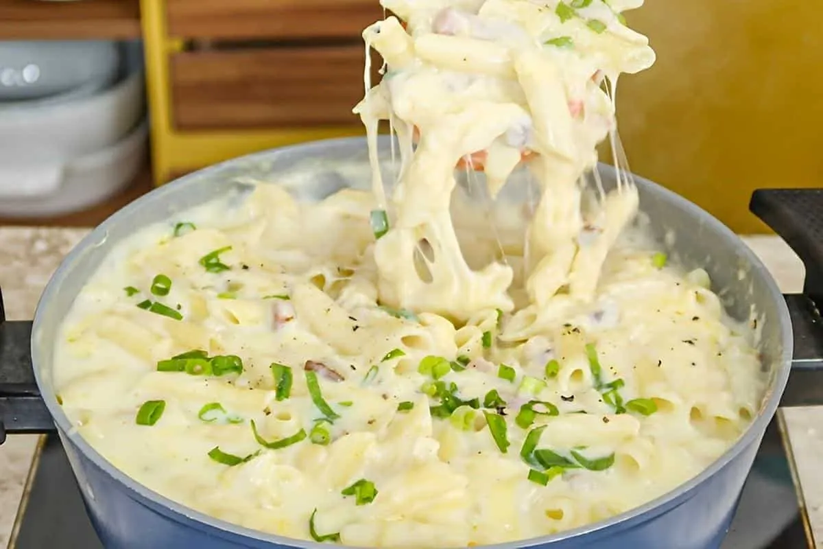 Não faça macarrão antes de ver essa receita de dar água na boca