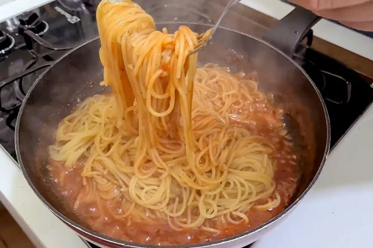 Não faça macarrão na sua casa sem conhecer essa receita de macarronada deliciosa