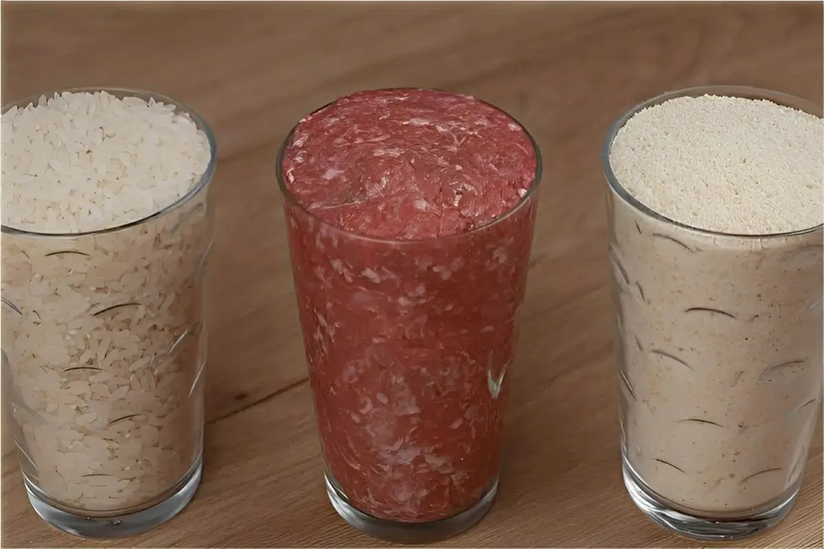 O bolinho de carne frito dos anos 80/90 está de volta ainda mais saboroso