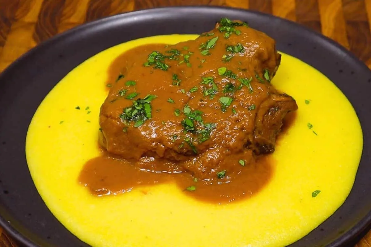 Ossobuco: aprenda a preparar esse corte clássico de um jeito suculento e irresistível