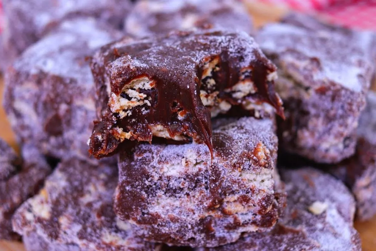 Palha italiana de chocolate: macia e deliciosa, receita fácil, faça e venda