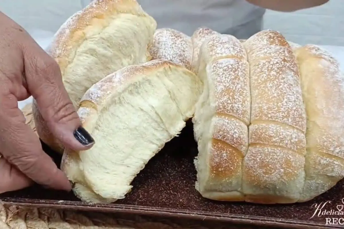 Pão carequinha bem macio, que cresce muito e fica tão gostoso que vai deixar um gostinho de quero mais