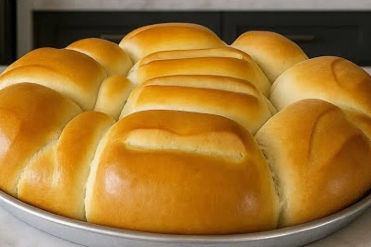 Pão caseiro com creme de leite: aprenda a fazer um pão caseiro muito fofinho e super fácil