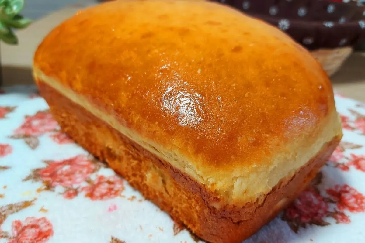 Pão caseiro de água que cresce muito e fica bem fofinho e macio