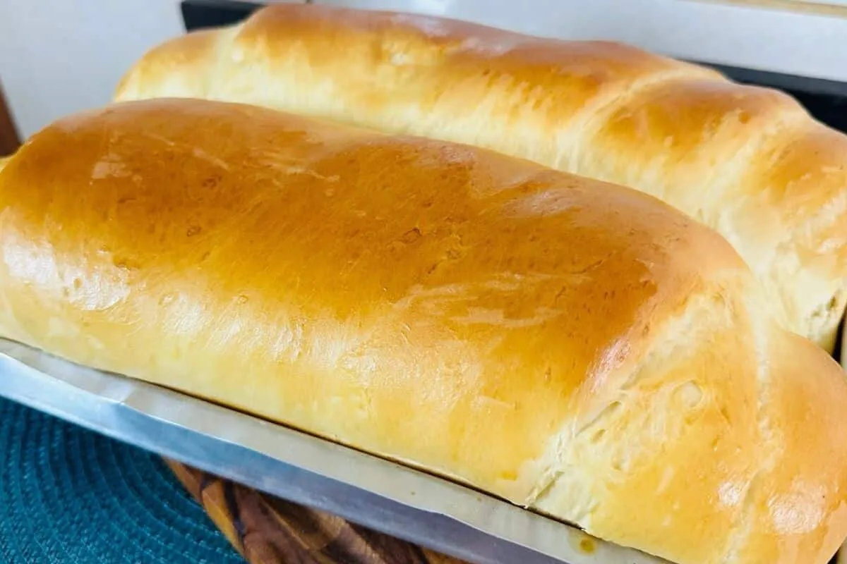 Pão caseiro de leite, uma receita fofinha que faz o maior sucesso e vai deixar a sua casa cheirosa
