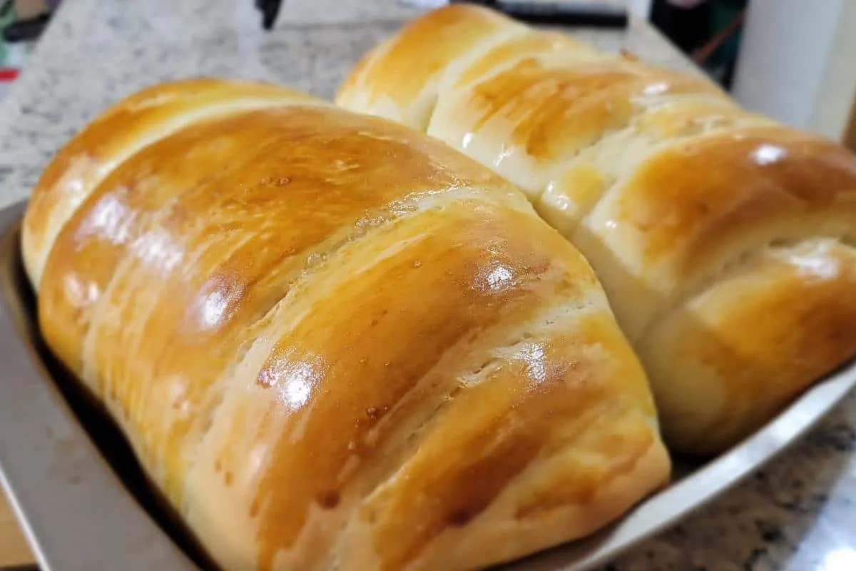 Pão caseiro fácil e que cresce muito: aprenda todos os segredos