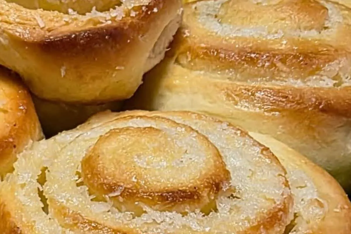Pão de coco fatias húngaras, super fofinho e molhadinho, ele derrete na boca e é fácil de fazer