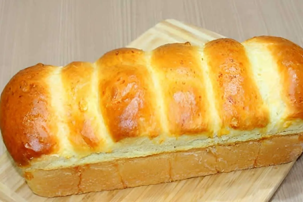 Pão de creme de leite fofinho e uma textura que você nunca viu igual