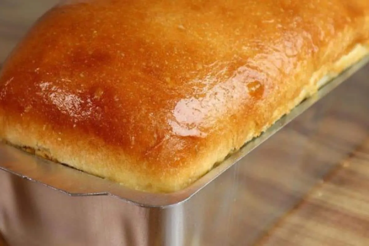 Pão de forma caseiro para o café da manhã: essa receita não precisa sovar e fica uma delícia