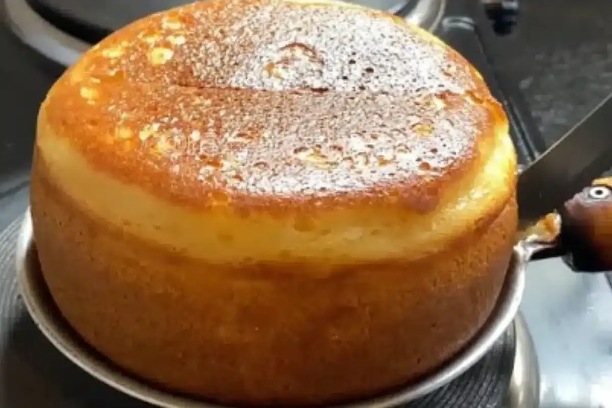 Pão de frigideira fácil de fazer que não vai farinha de trigo para o café da manhã