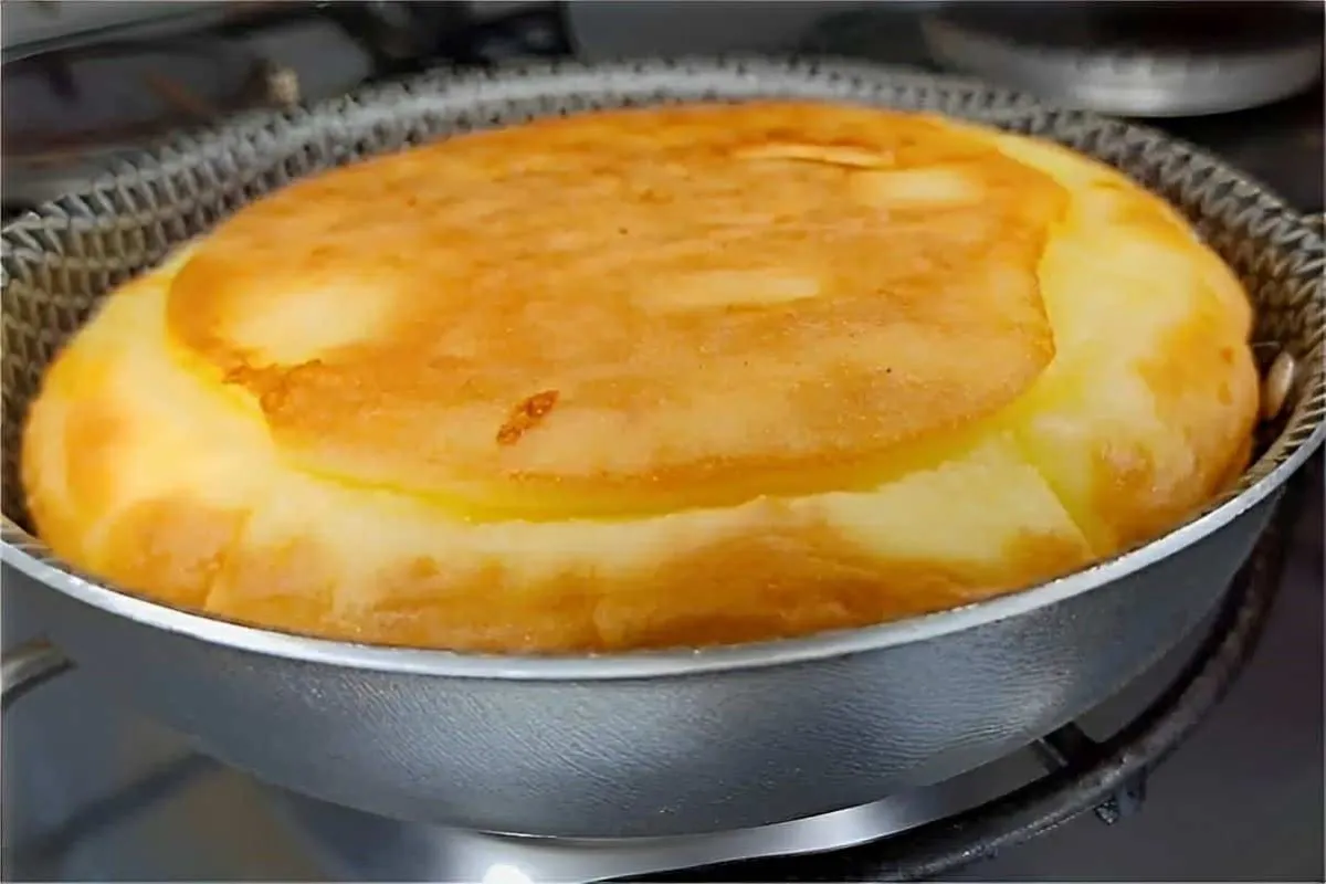 Pão de frigideira para mudar o jeito de fazer o seu café da manhã