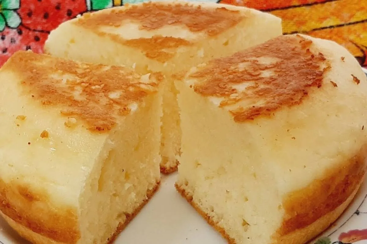 Pão de maisena sem farinha de trigo para o café da tarde ou da manhã
