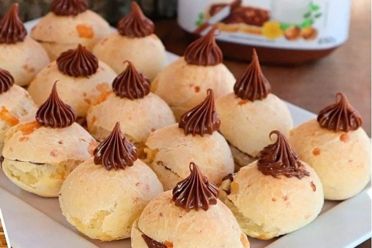 Pão de queijo com Nutella que derrete na boca e faz sucesso com todo mundo