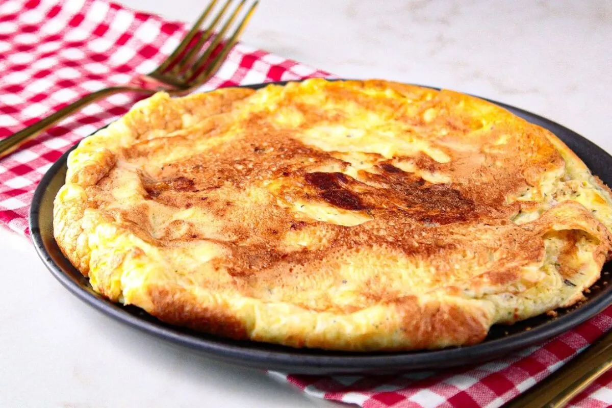Pão de queijo de frigideira: simples de preparar e ótimo para o café da manhã ou lanche rápido