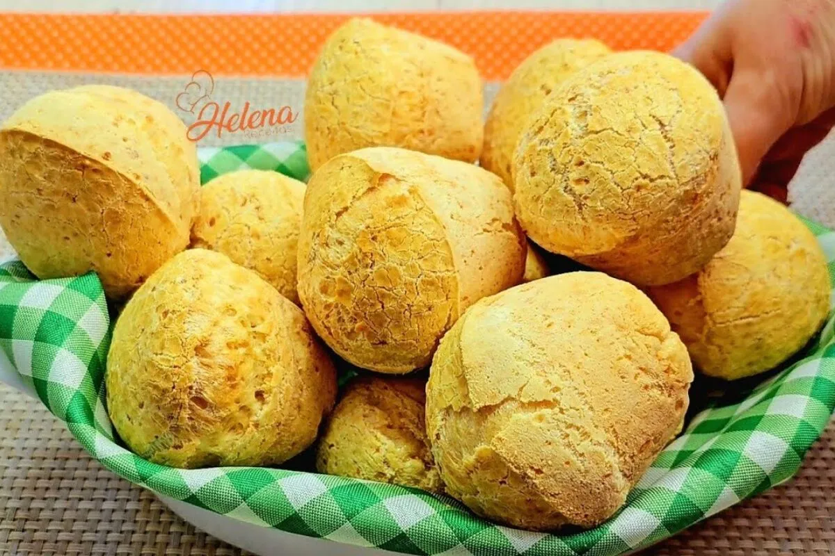 Pão de queijo econômico feito no liquidificador: uma receita que rende muito, ideal para o lanche