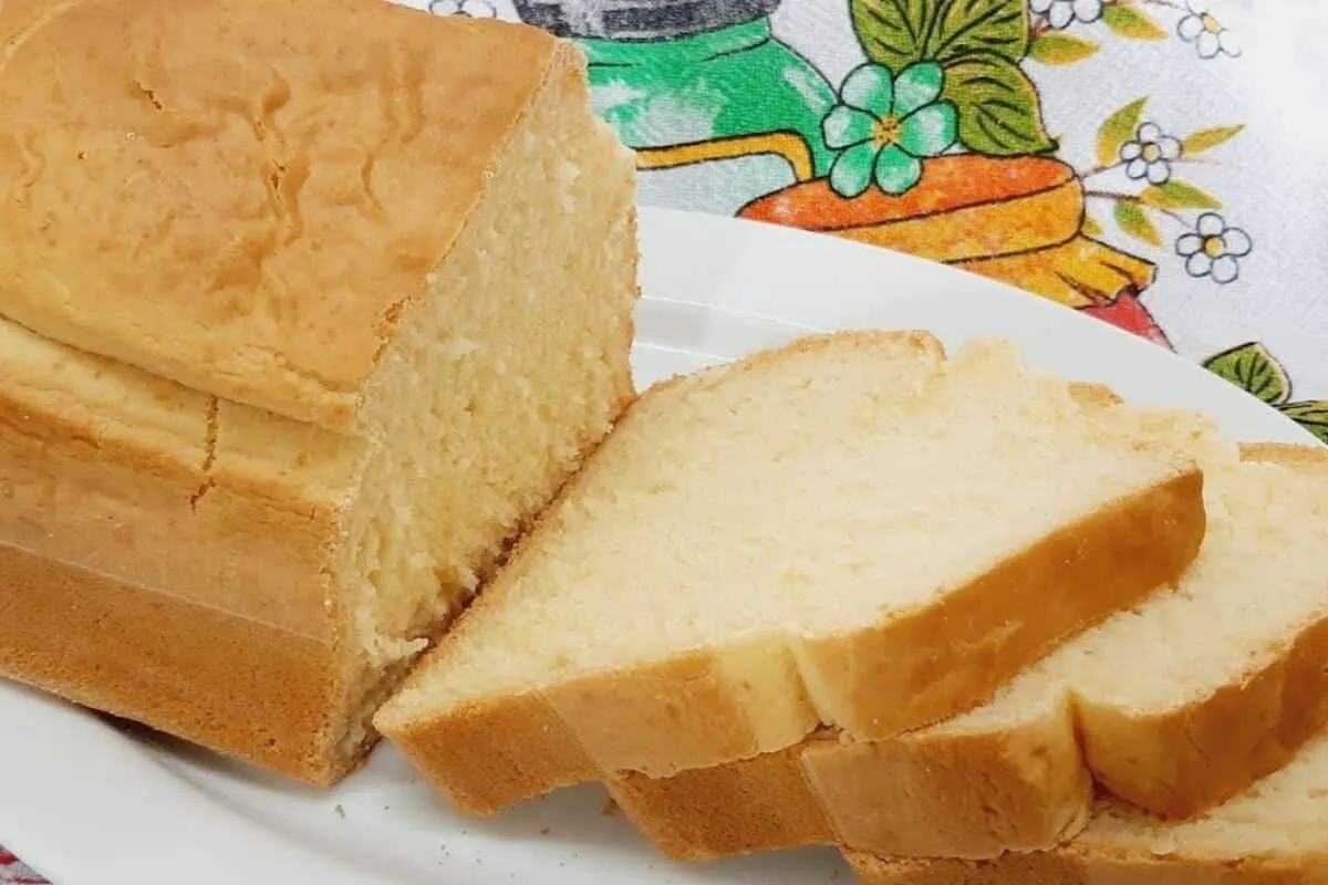 Pão grande de tapioca sem trigo e sem glúten que fica bem fofinho e delicioso