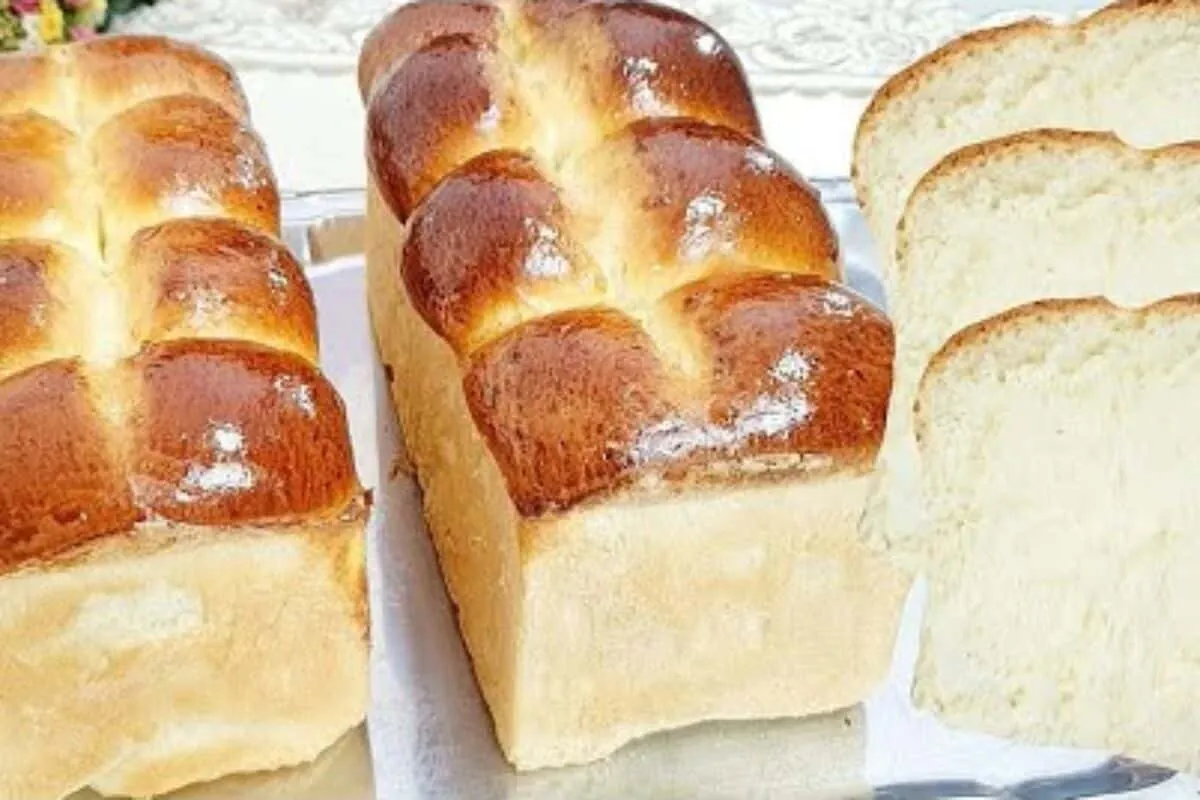 Pão tipo brioche: fofinho e delicioso para não precisar comprar na padaria no café de hoje