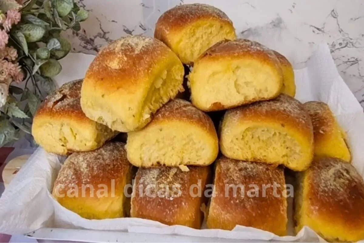 Pãozinho de fubá com erva doce fofinho e com um gostinho especial que conquista todo mundo