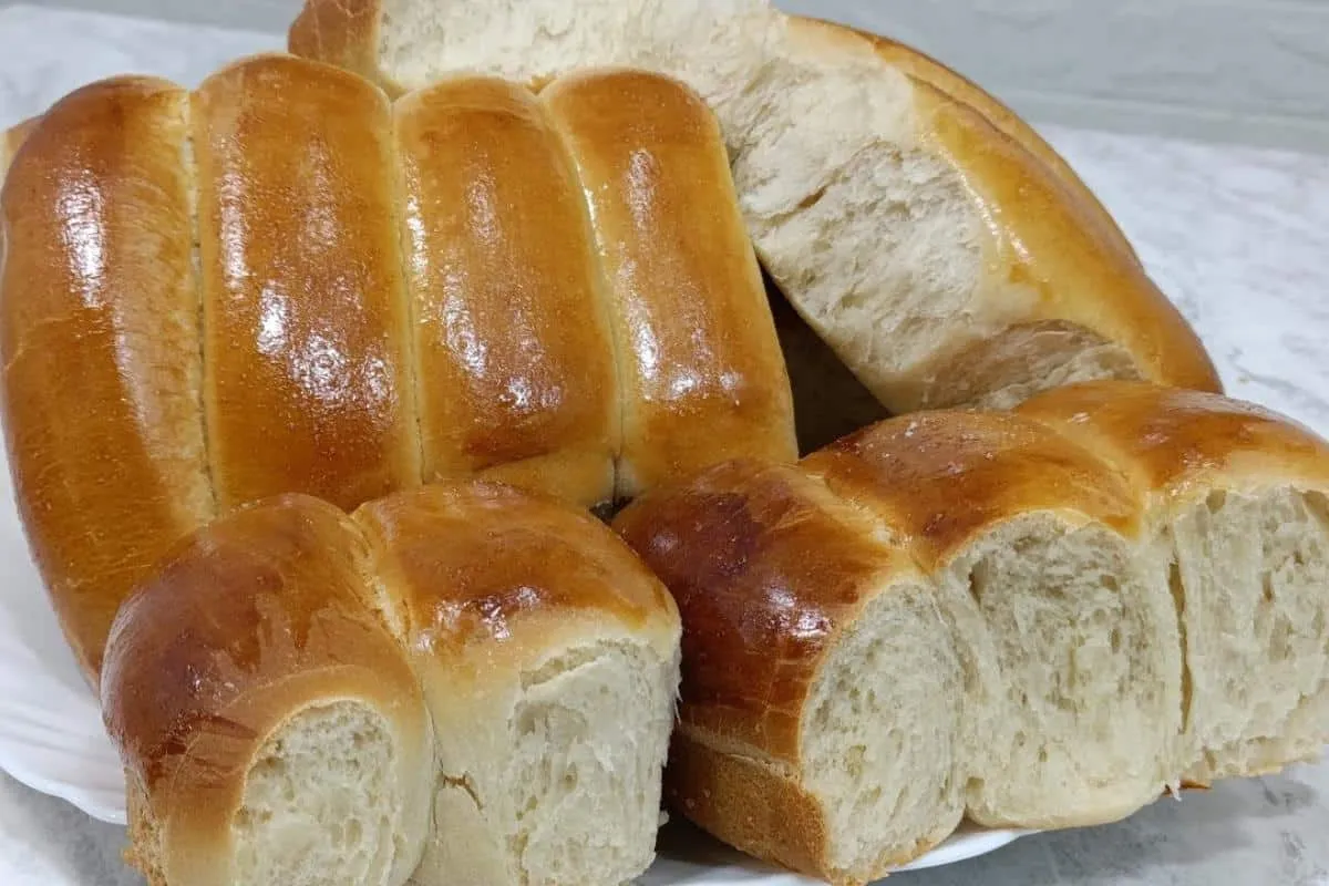 Pãozinho de liquidificador caseirinho igual da padaria para o café da manhã ou da tarde