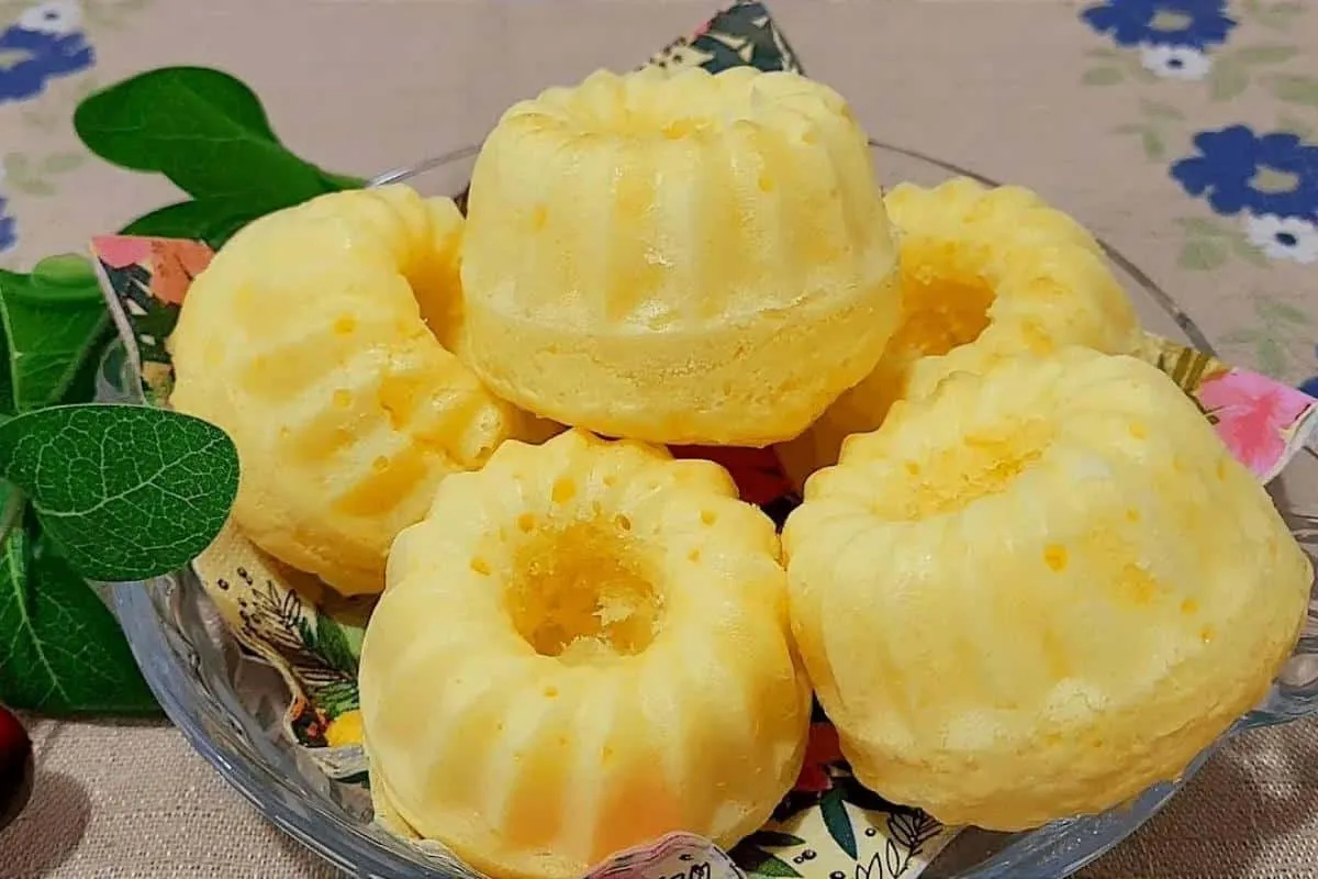 Pãozinho sem glúten delicioso para servir no lugar do pão francês na hora do café