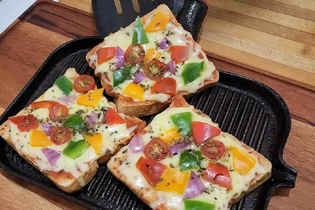 Pare de comprar pizza e faça esse lanche fácil que fica pronto em 5 minutos