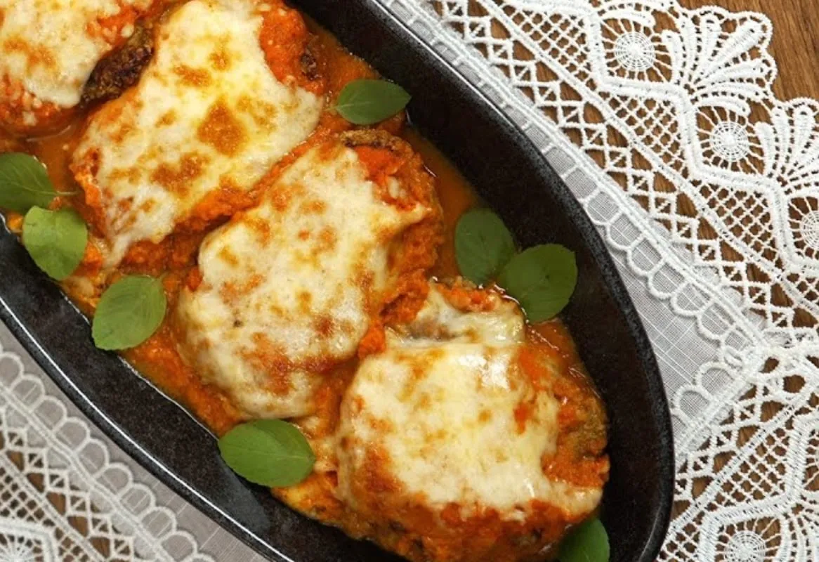 Parmegiana na air fryer, um prato delicioso,  prático e sem usar quase nada de óleo, que todos vão amar