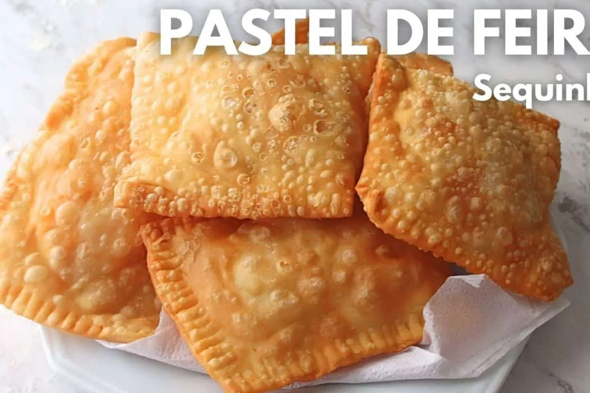 Pastel de feira sequinho e crocante, com uma massa maravilhosa, igualzinha a da barraca