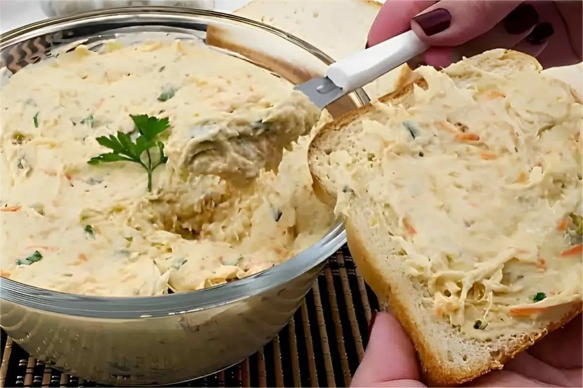 Patê de frango para lanche natural leve delicioso e muito fácil de fazer