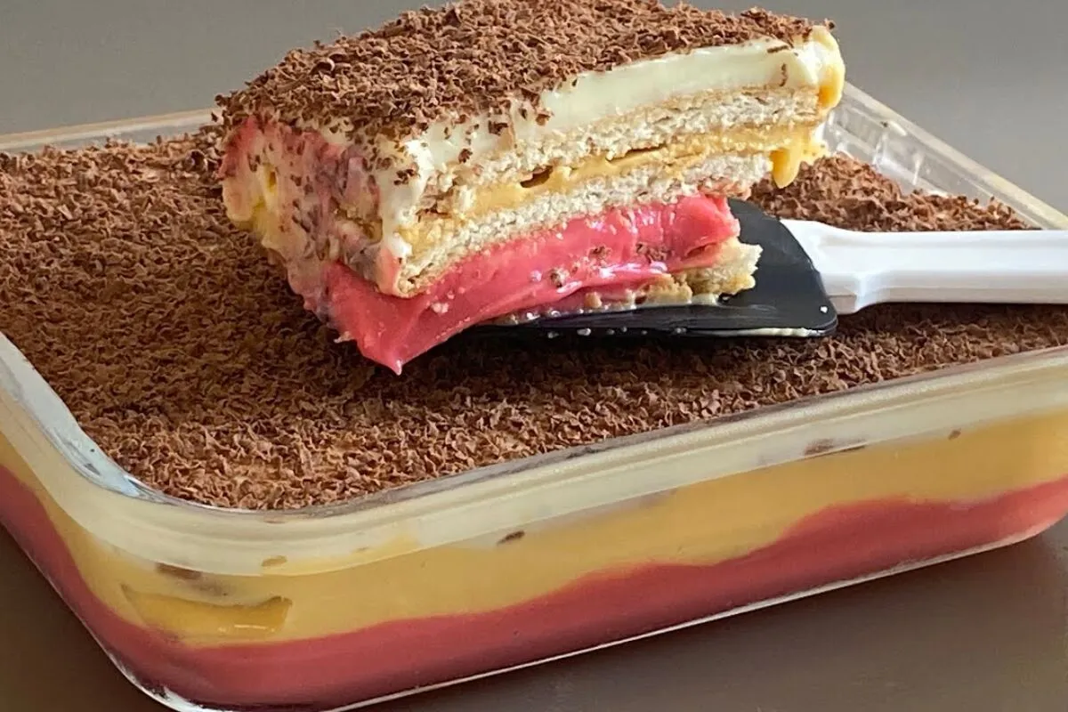 Pavê de 3 sabores: uma sobremesa de liquidificador linda, rápida, fácil e deliciosa