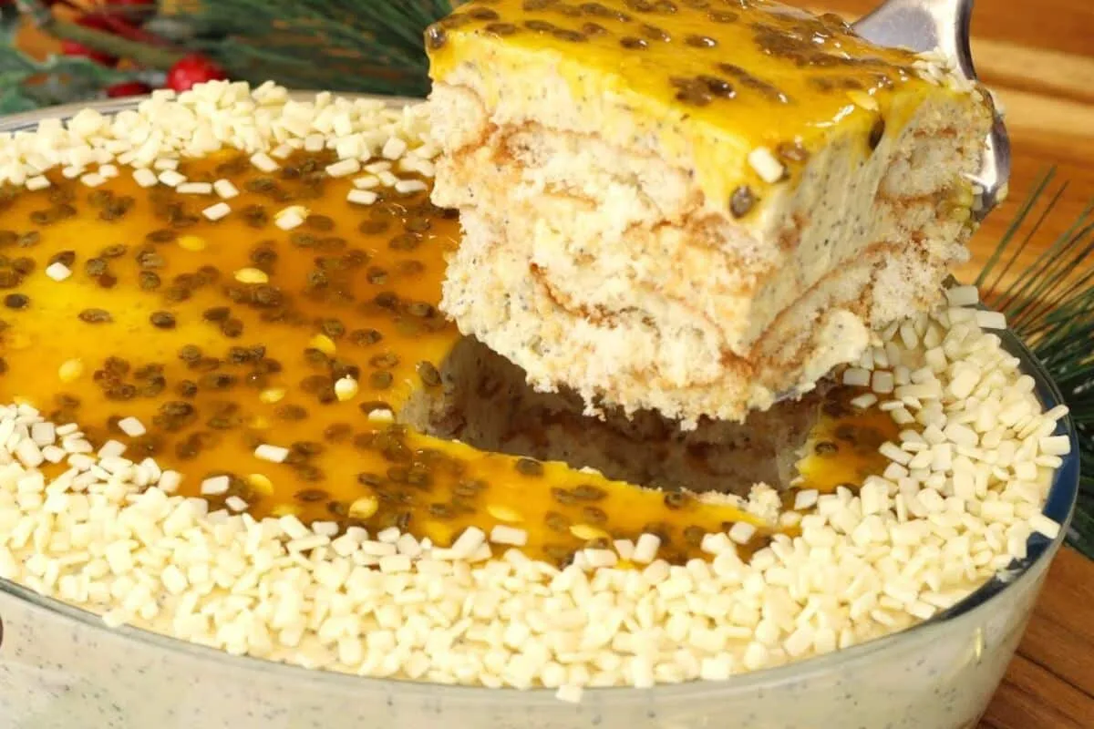 Pavê de maracujá cremoso, a sobremesa que não vai ao fogo e fica pronta num piscar de olhos